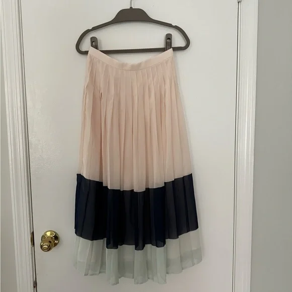 Club Monaco Cream and Blue Pleated Midi Skirt